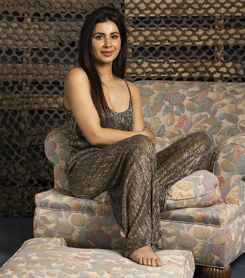 Meetii Kalher nude #108315004