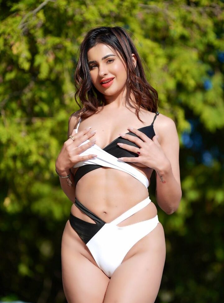 Meetii Kalher nude #108315294