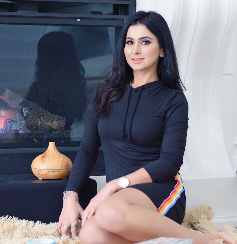 Meetii Kalher nude #108315362