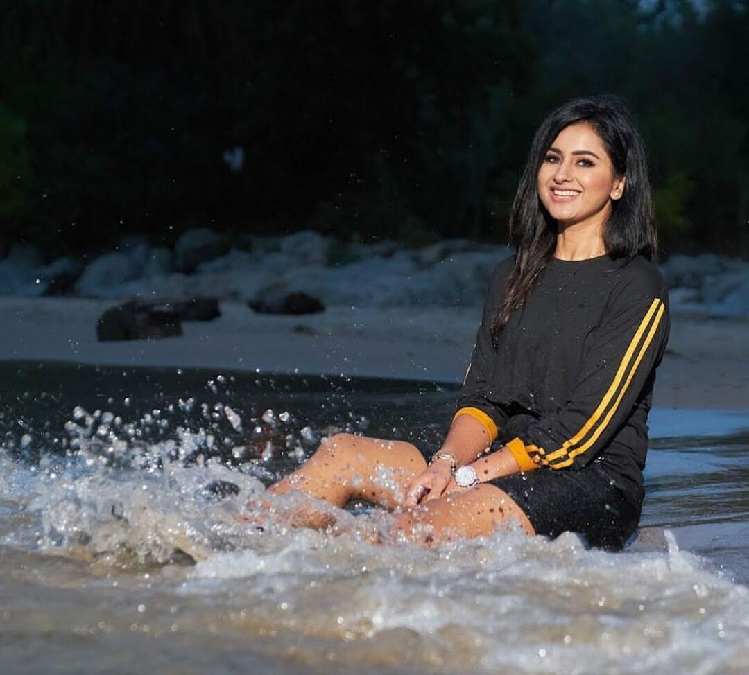 Meetii Kalher nude #108315367