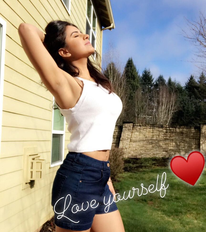 Meetii Kalher nude #108315424