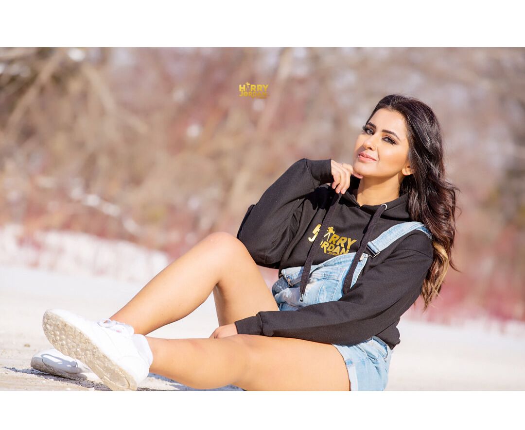 Meetii Kalher nude #108315492