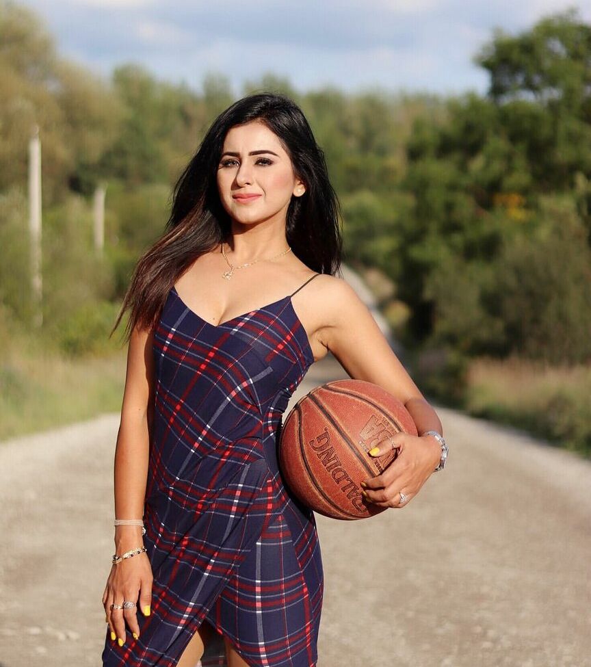 Meetii Kalher nude #108315597