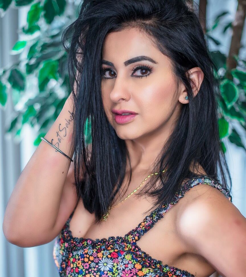 Meetii Kalher nude #108315780