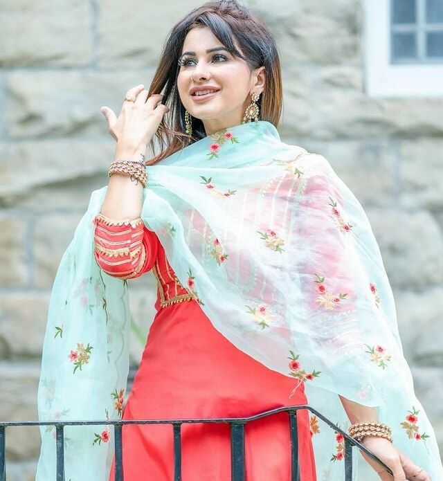 Meetii Kalher nude #108315835