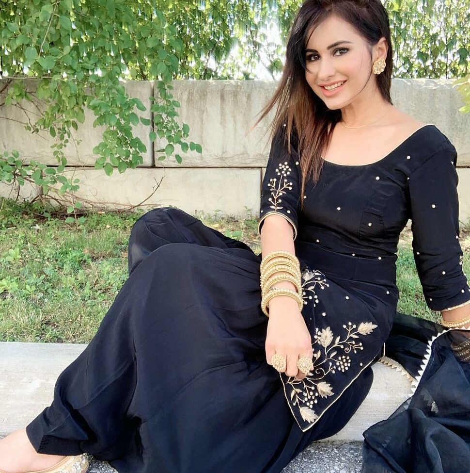 Meetii Kalher nude #108315843