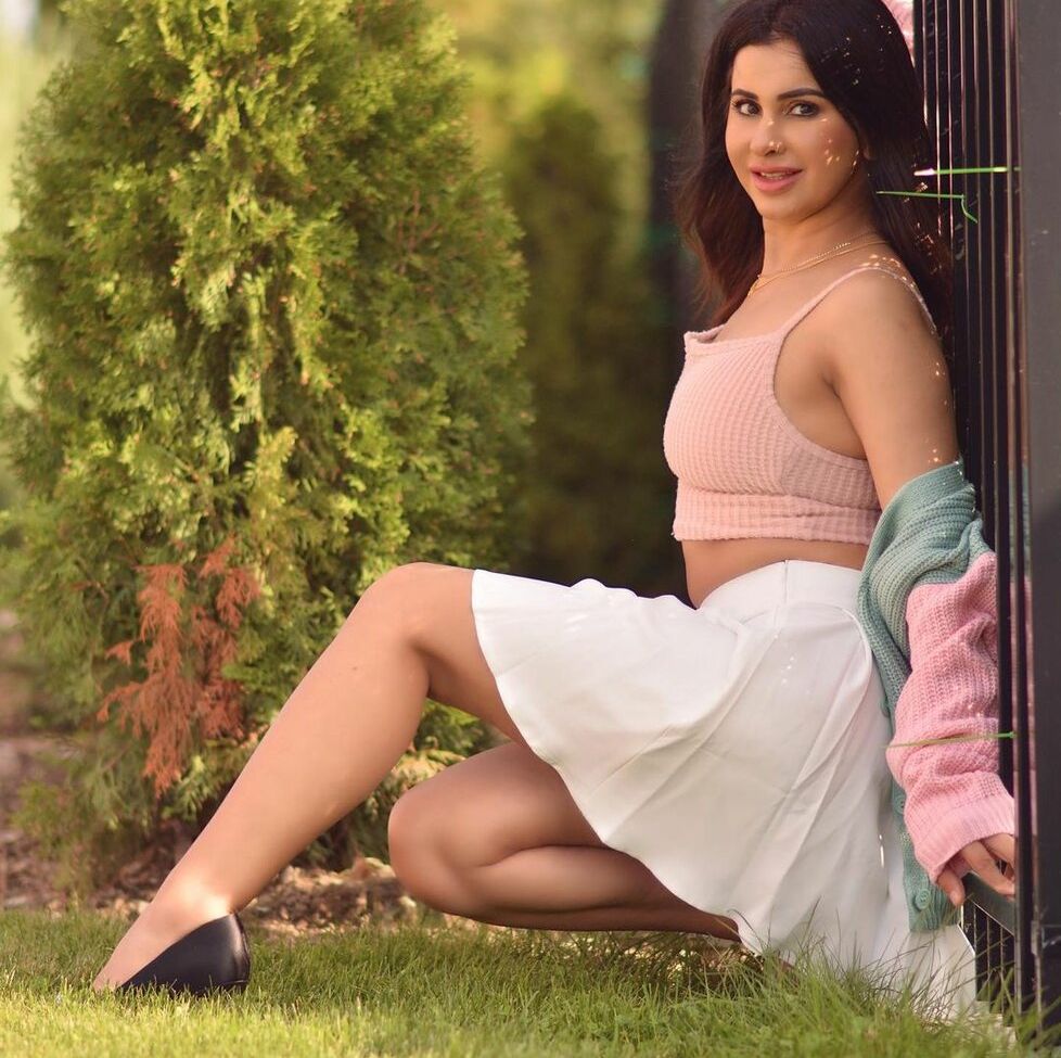 Meetii Kalher nude #108315954