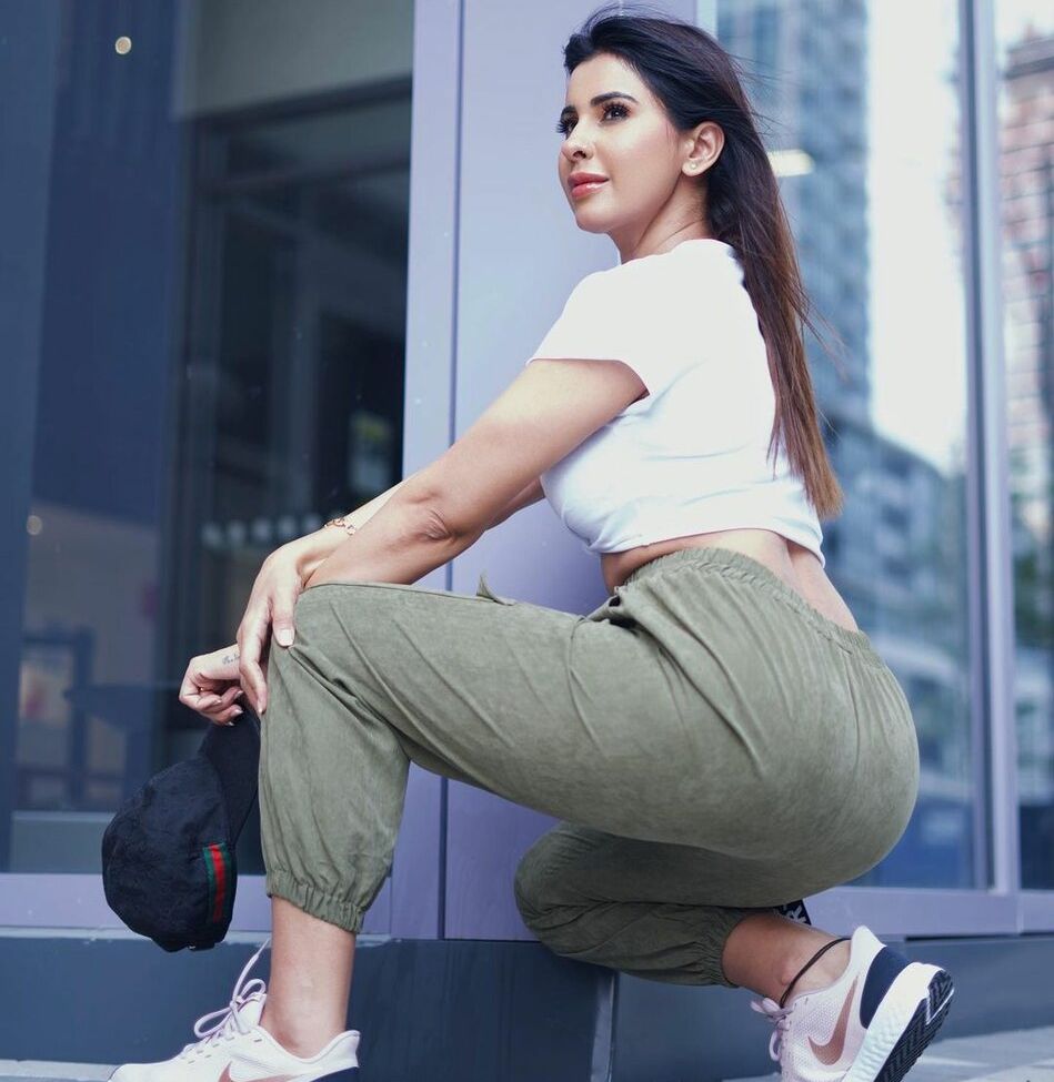 Meetii Kalher nude #108315979