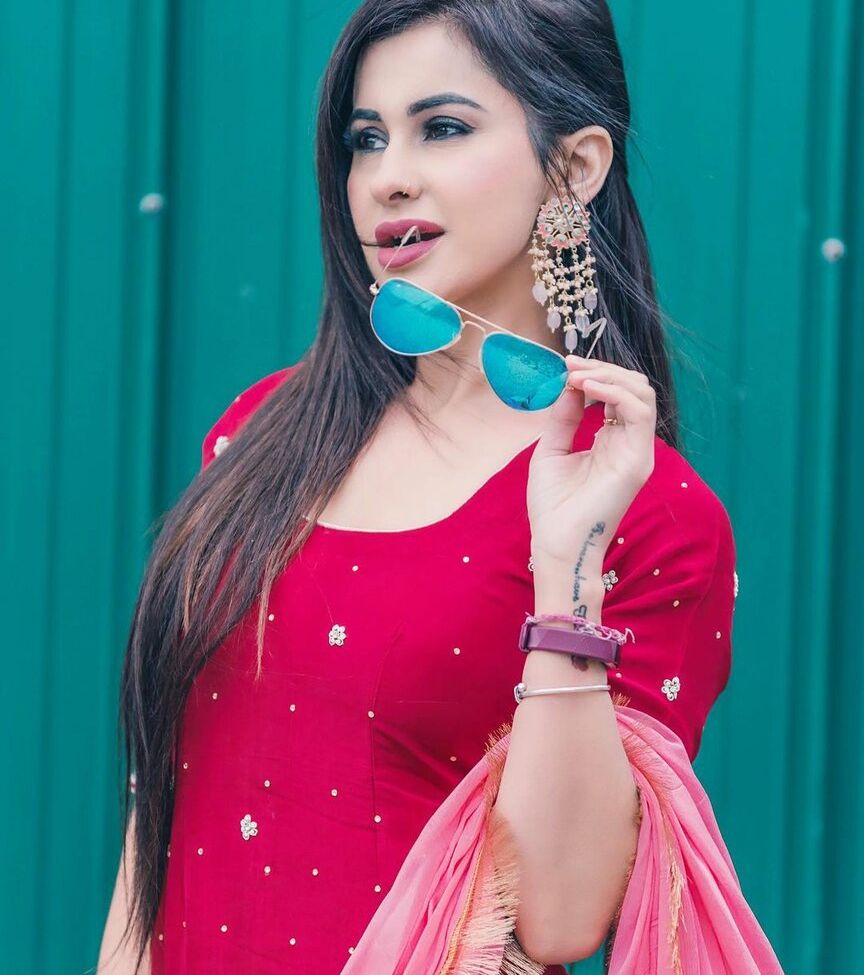 Meetii Kalher nude #108316132