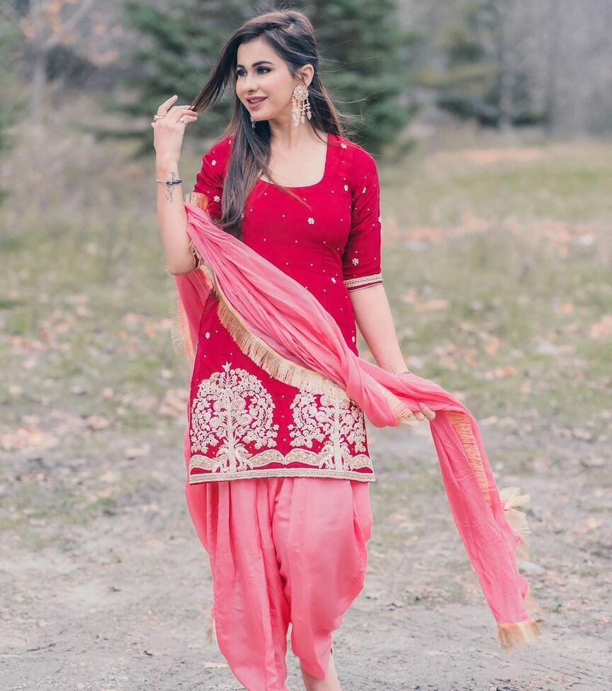 Meetii Kalher nude #108316136