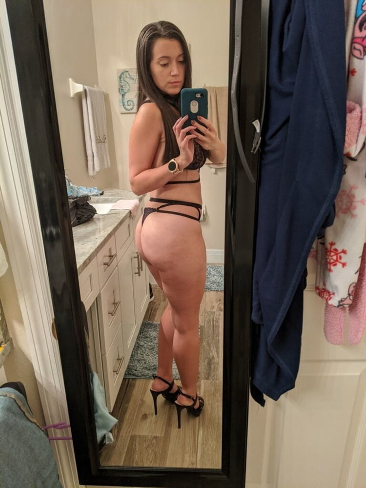 Sexy Curvy Latina MILF Big Tits Thick Thighs Curvy Body #81751471