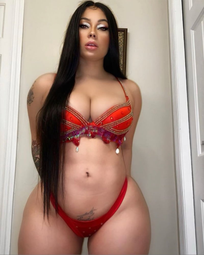 Todo tipo de mujeres
 #103653847