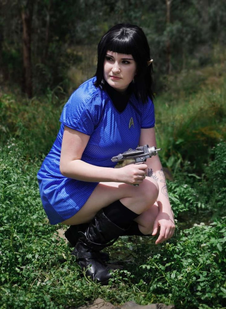 Set phasers to stun (Star Trek) #81136740