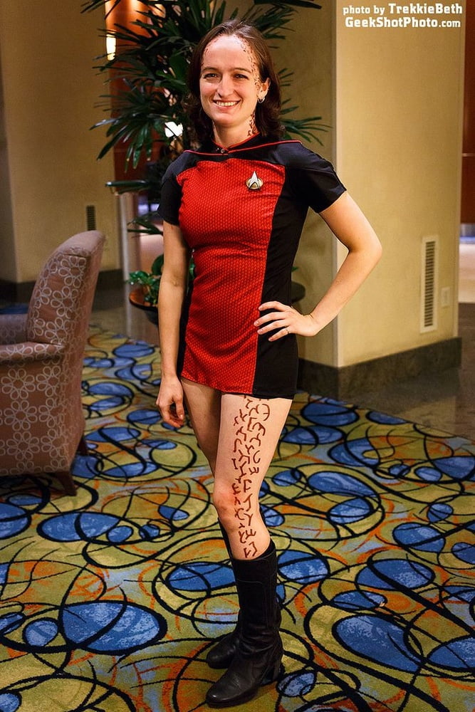 Set phasers to stun (Star Trek) #81136752