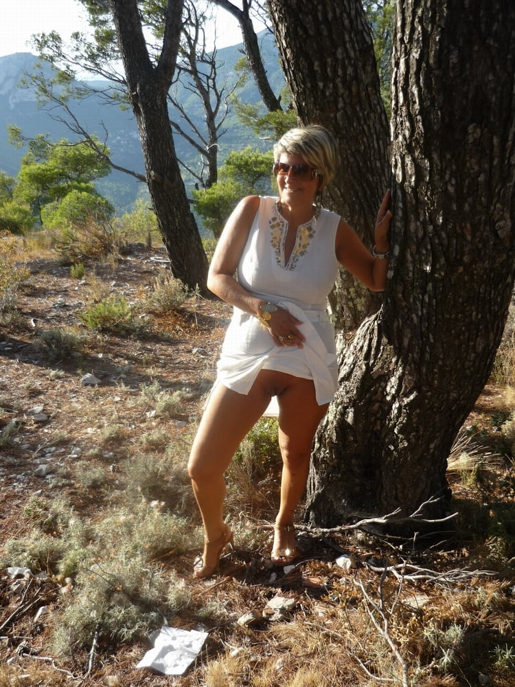 Tree Huggers 370 #91383052