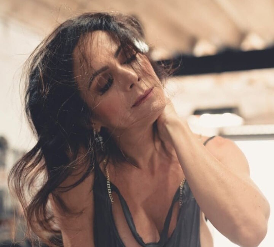 Fabi Laranjeira desnuda #108575897