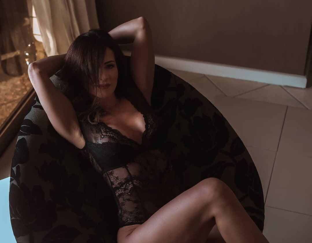 Fabi Laranjeira desnuda #108575915