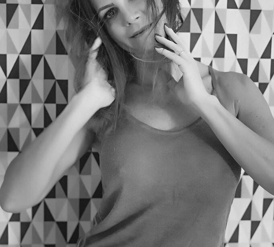 Fabi Laranjeira desnuda #108575936