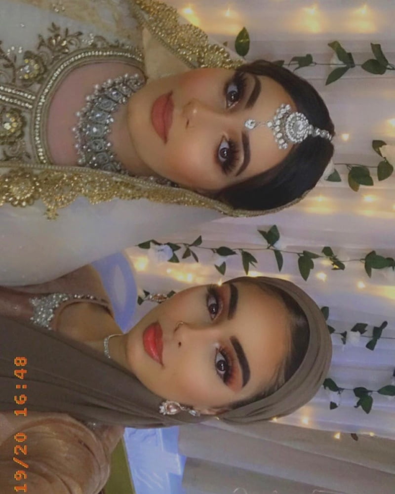 Classy sexy paki hijabis arab pakistani Frauen
 #99254953