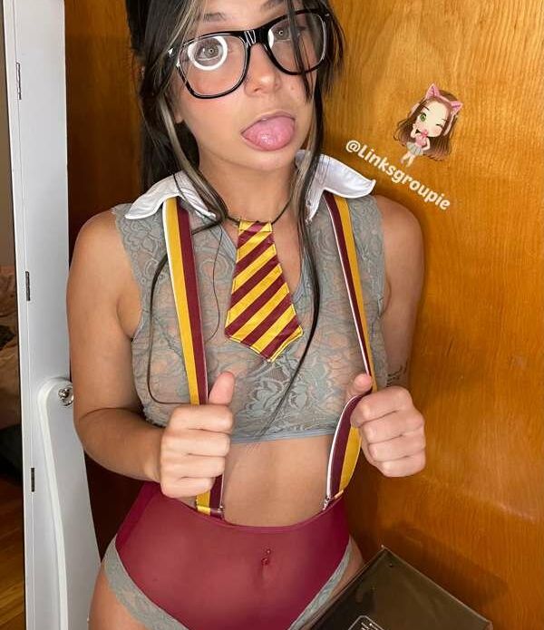 Linksgroupie desnuda #108126214