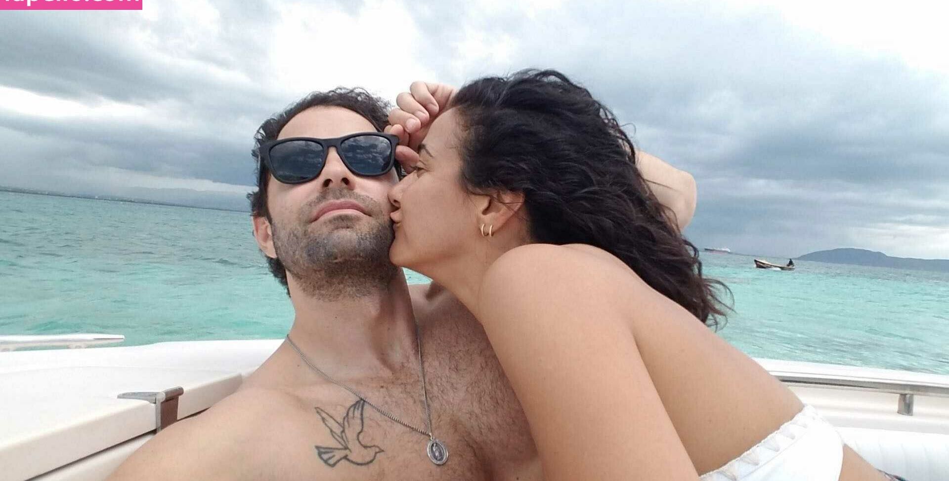 Emmanuelle Chriqui desnuda #109280223