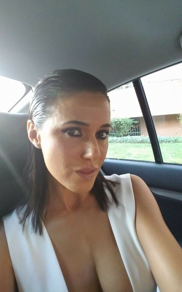 Emmanuelle Chriqui desnuda #109280225