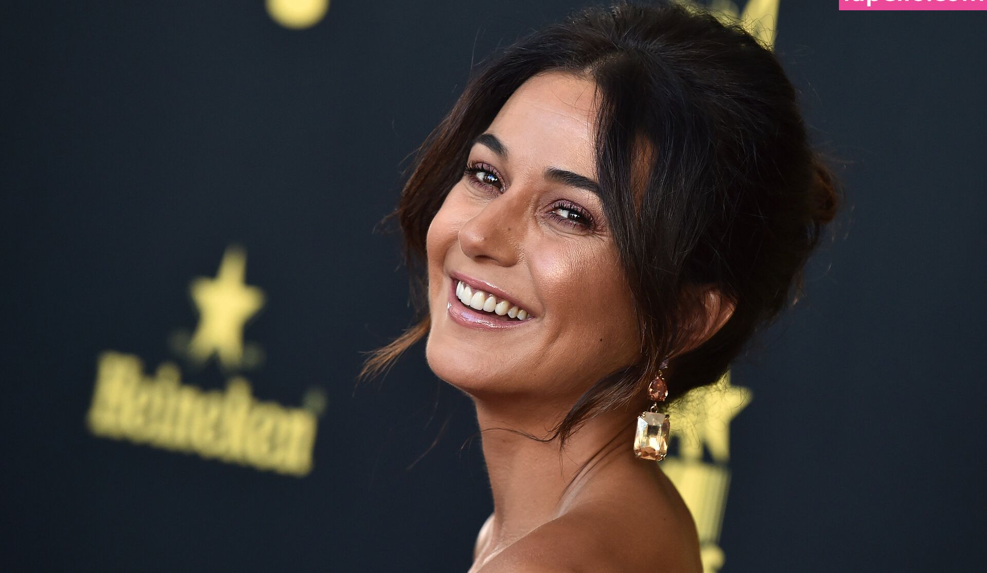 Emmanuelle Chriqui desnuda #109280236