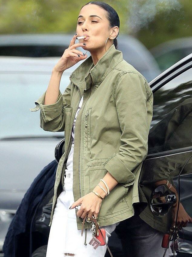 Emmanuelle Chriqui desnuda #109280303