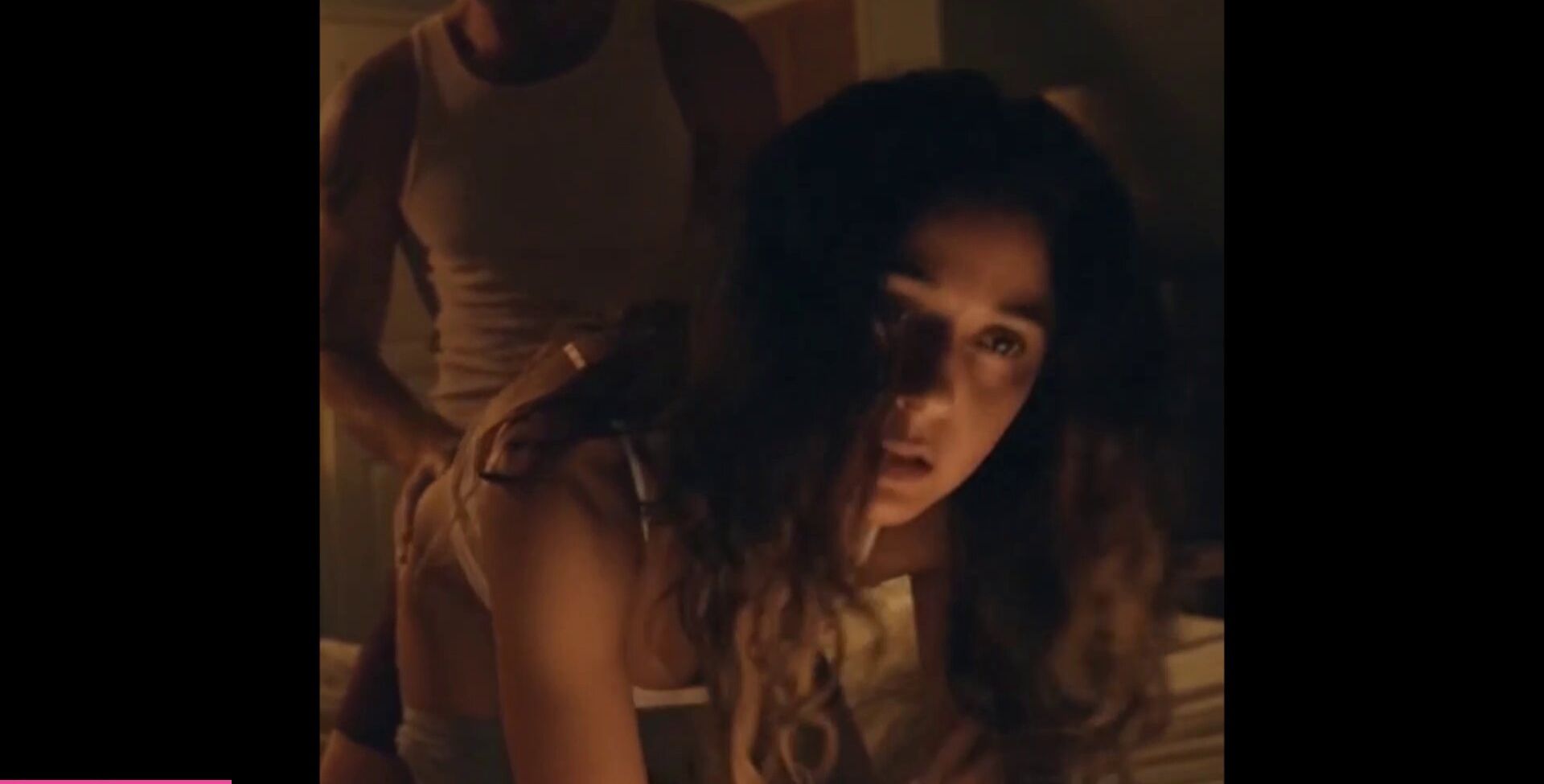 Emmanuelle Chriqui desnuda #109280311