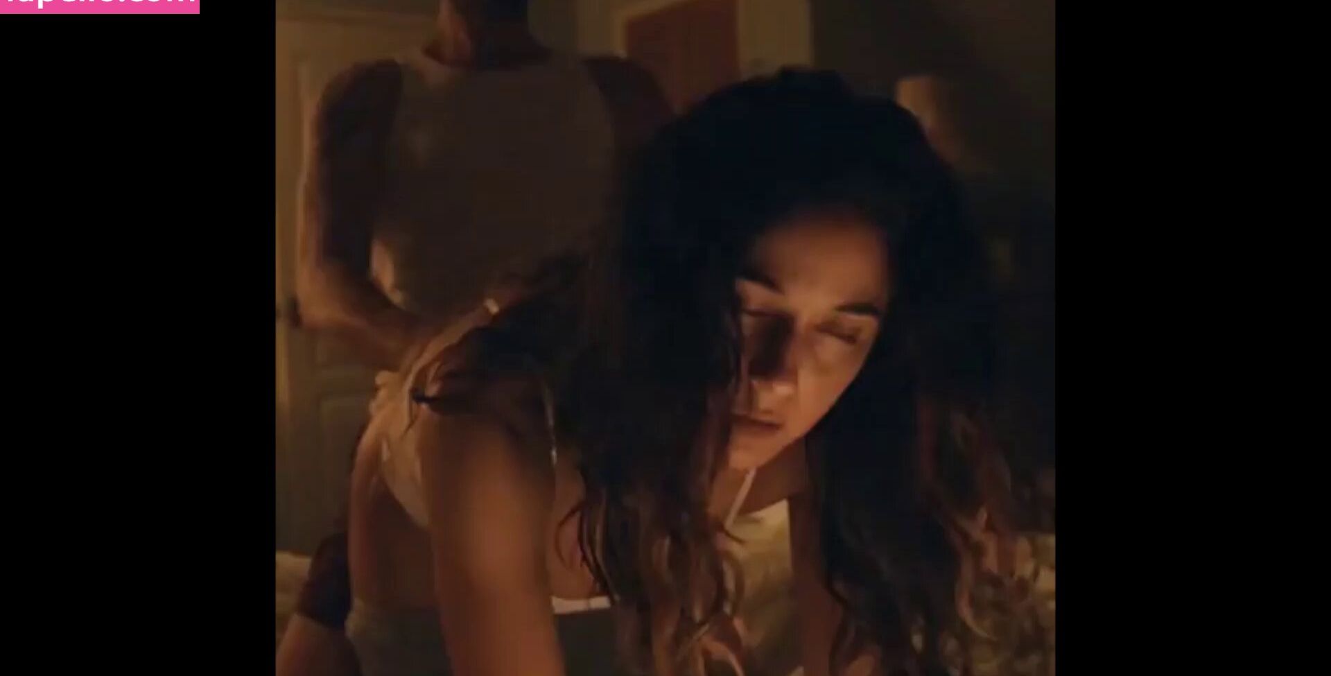 Emmanuelle Chriqui desnuda #109280312