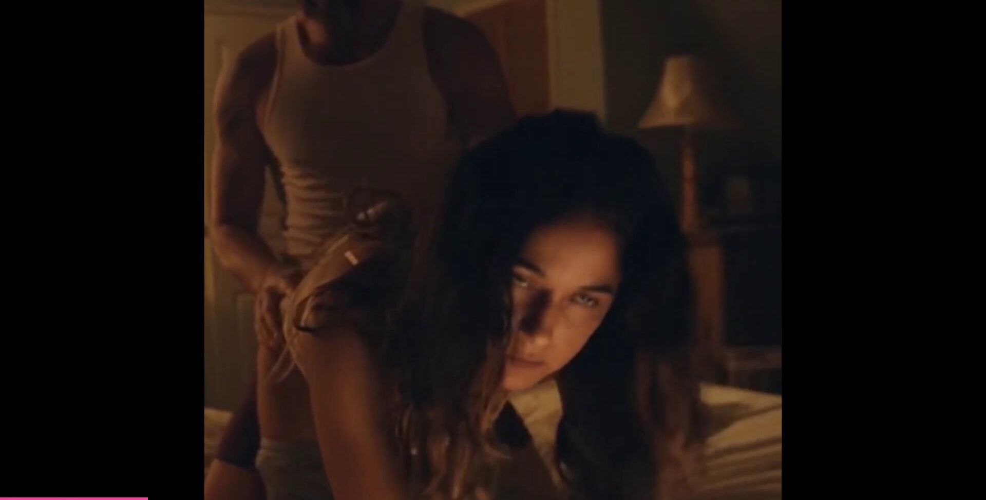 Emmanuelle Chriqui desnuda #109280313