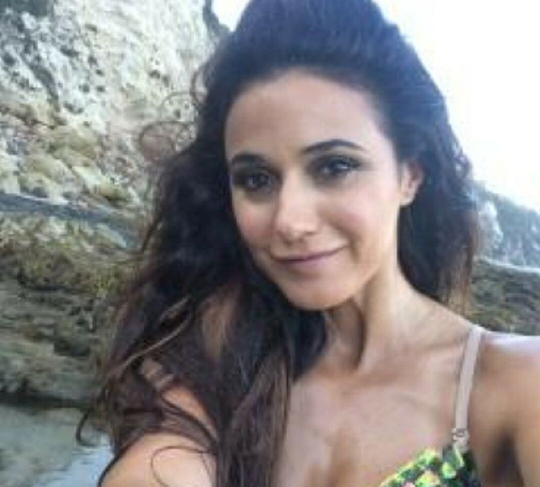 Emmanuelle Chriqui desnuda #109280317
