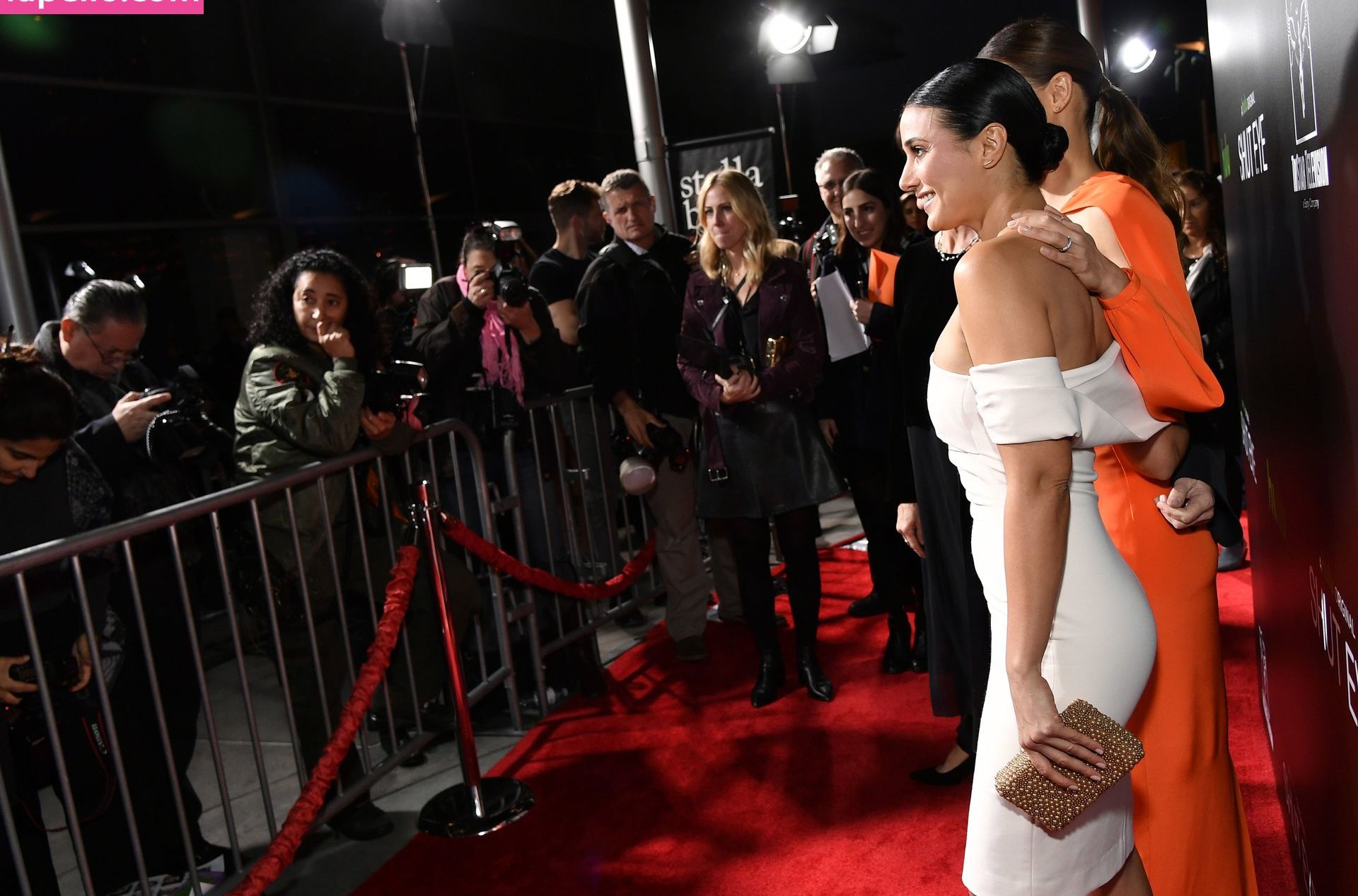 Emmanuelle Chriqui desnuda #109280424