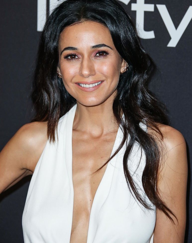 Emmanuelle Chriqui desnuda #109280459