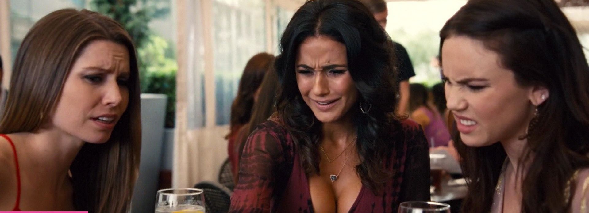 Emmanuelle Chriqui desnuda #109280541