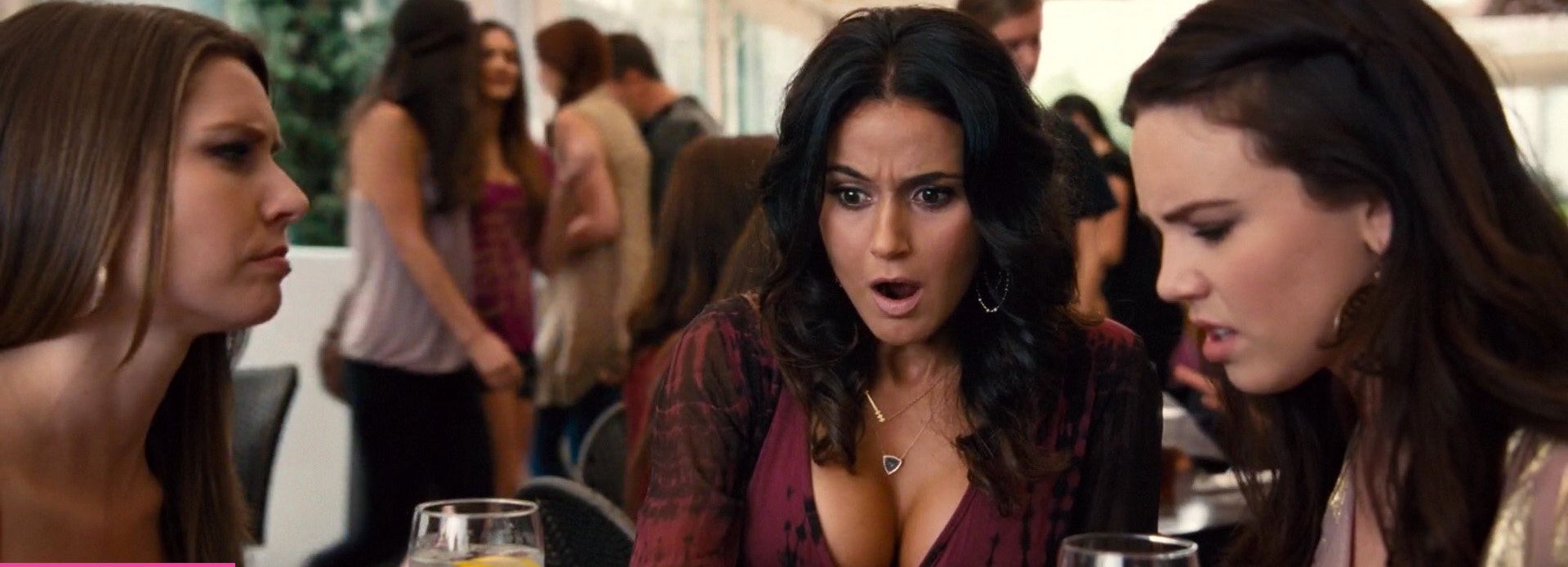 Emmanuelle Chriqui desnuda #109280542