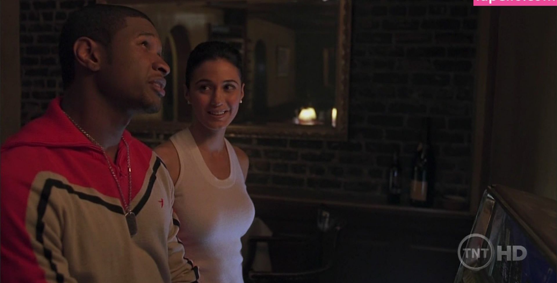 Emmanuelle Chriqui desnuda #109280552