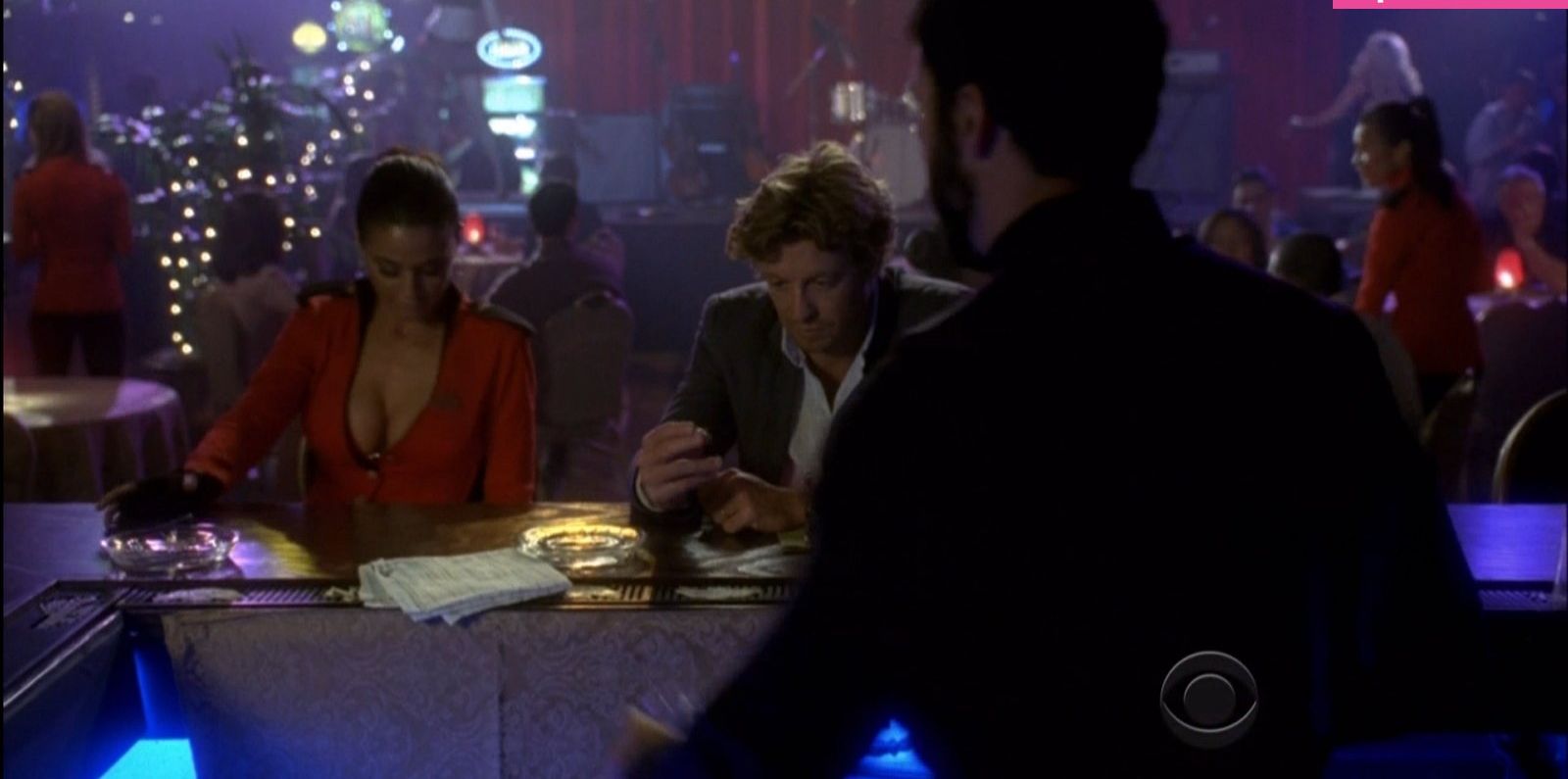 Emmanuelle Chriqui desnuda #109280575