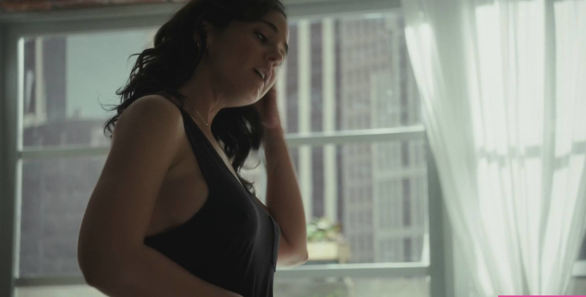 Emmanuelle Chriqui desnuda #109280725