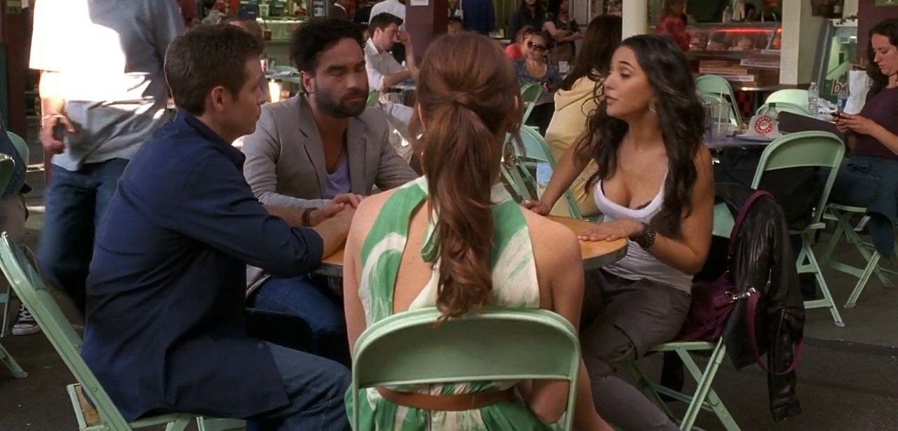 Emmanuelle Chriqui desnuda #109280740