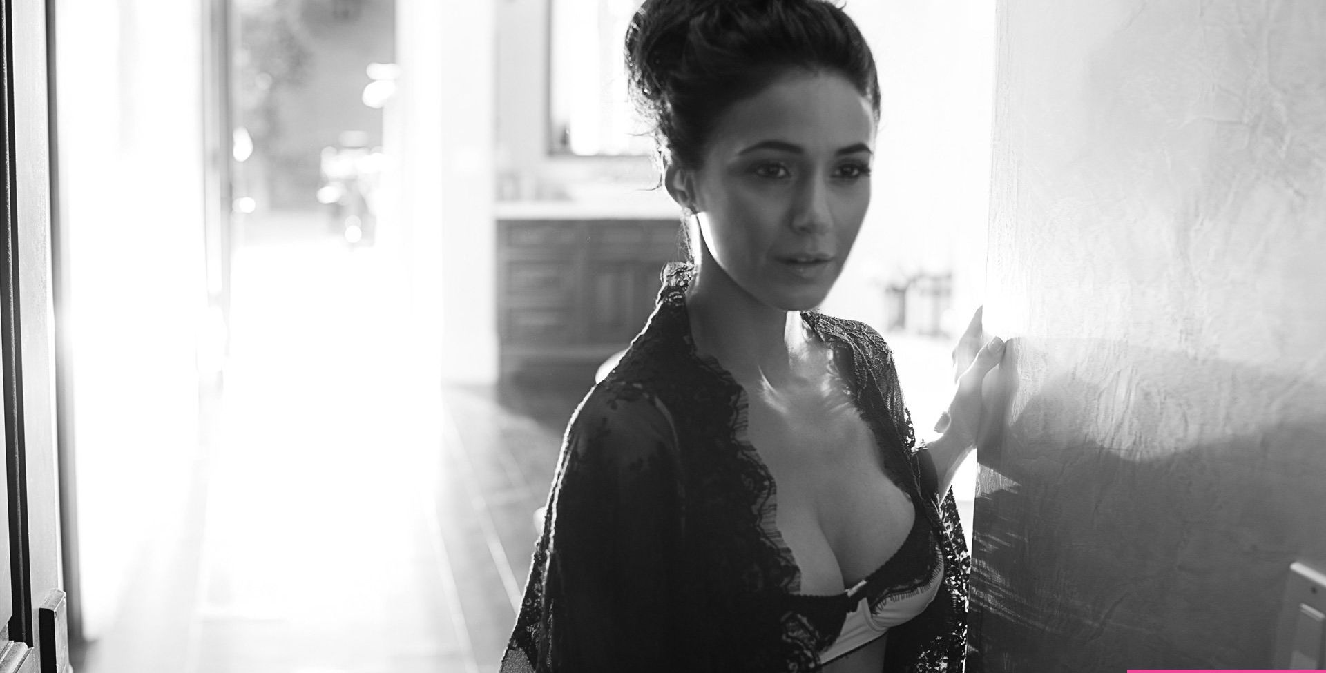 Emmanuelle Chriqui desnuda #109280824