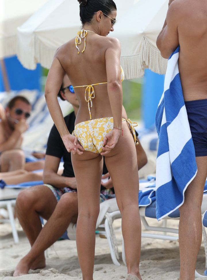 Emmanuelle Chriqui desnuda #109280908