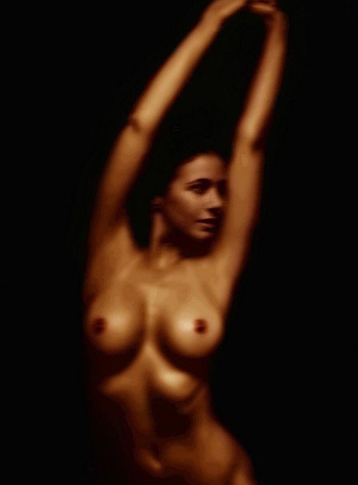 Emmanuelle Chriqui desnuda #109280942