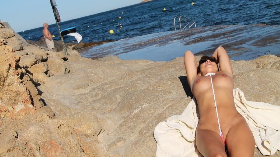 Putas favoritas #12
 #91671503