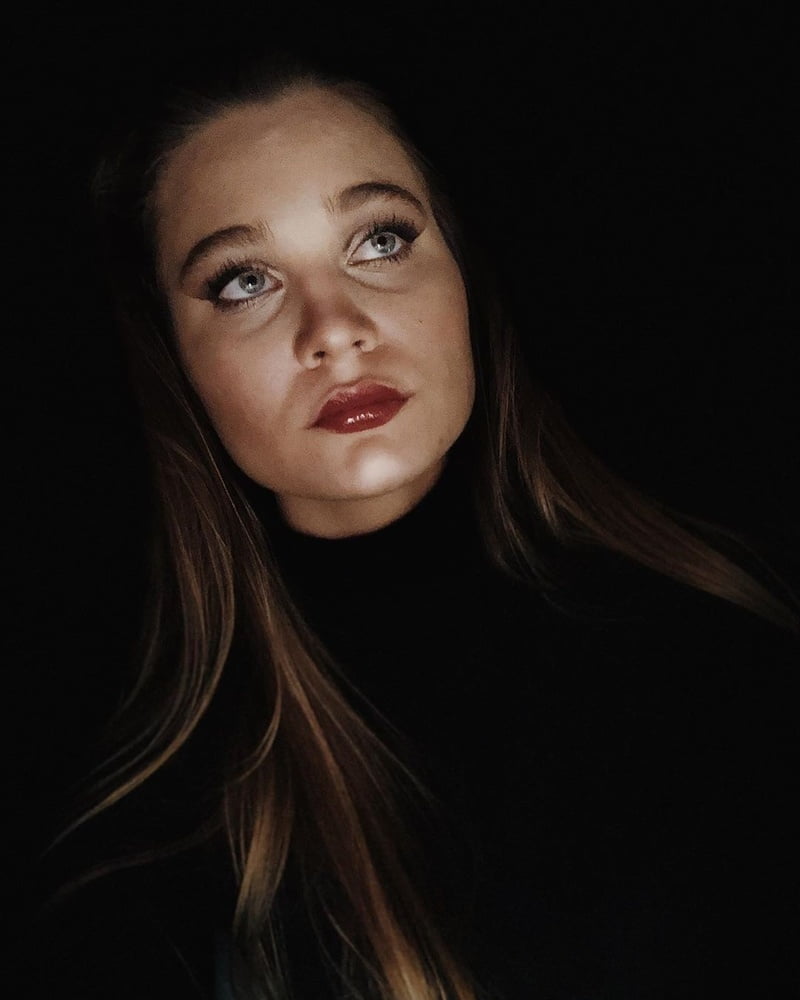 ビッチなファックトイ・ベカ
 #88576003