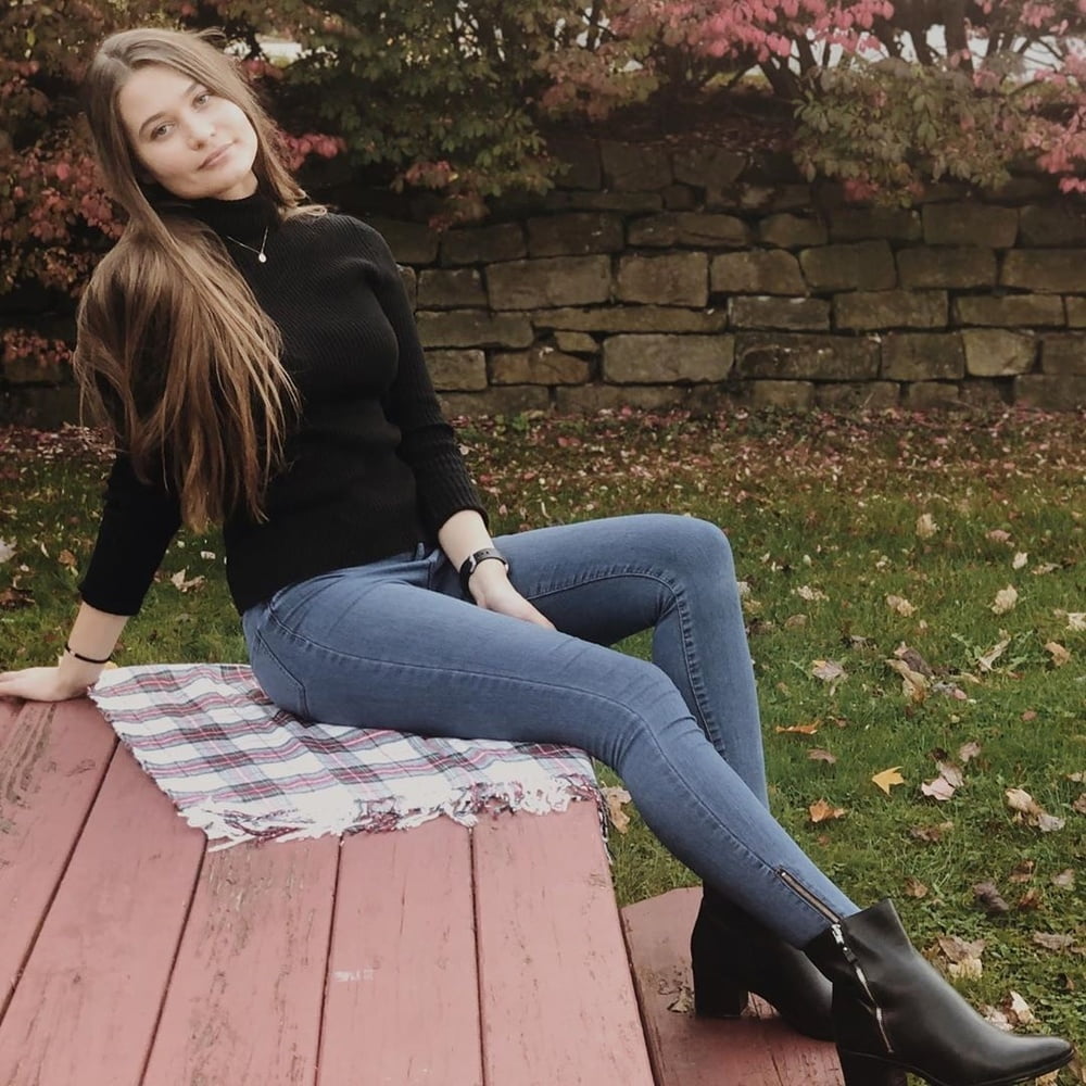 ビッチなファックトイ・ベカ
 #88576005