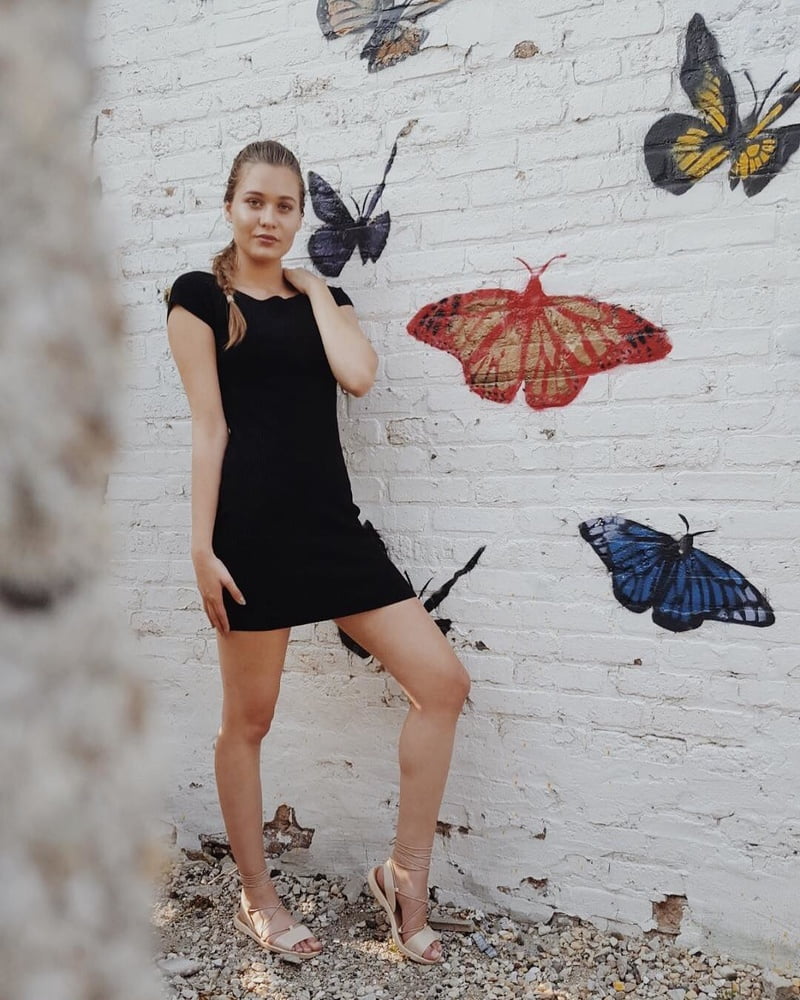 ビッチなファックトイ・ベカ
 #88576035