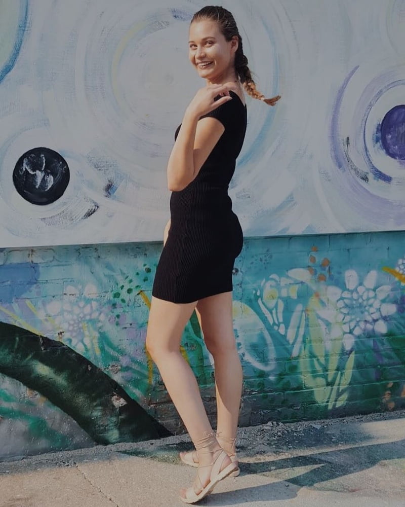 ビッチなファックトイ・ベカ
 #88576043