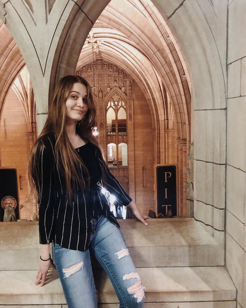 ビッチなファックトイ・ベカ
 #88576049