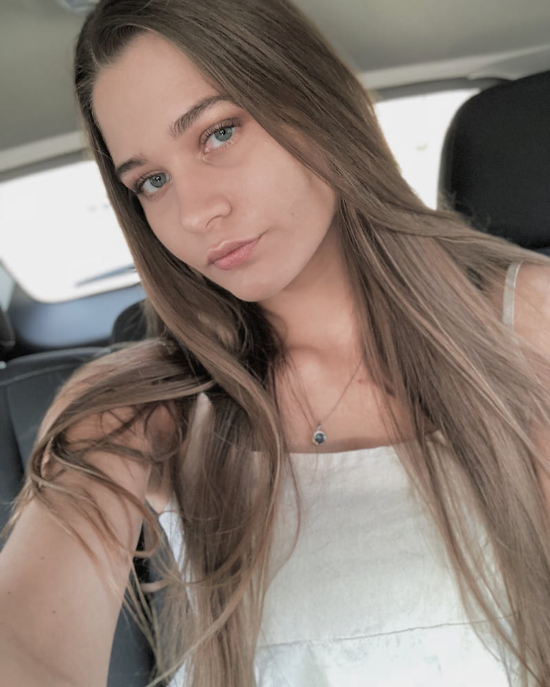 ビッチなファックトイ・ベカ
 #88576053